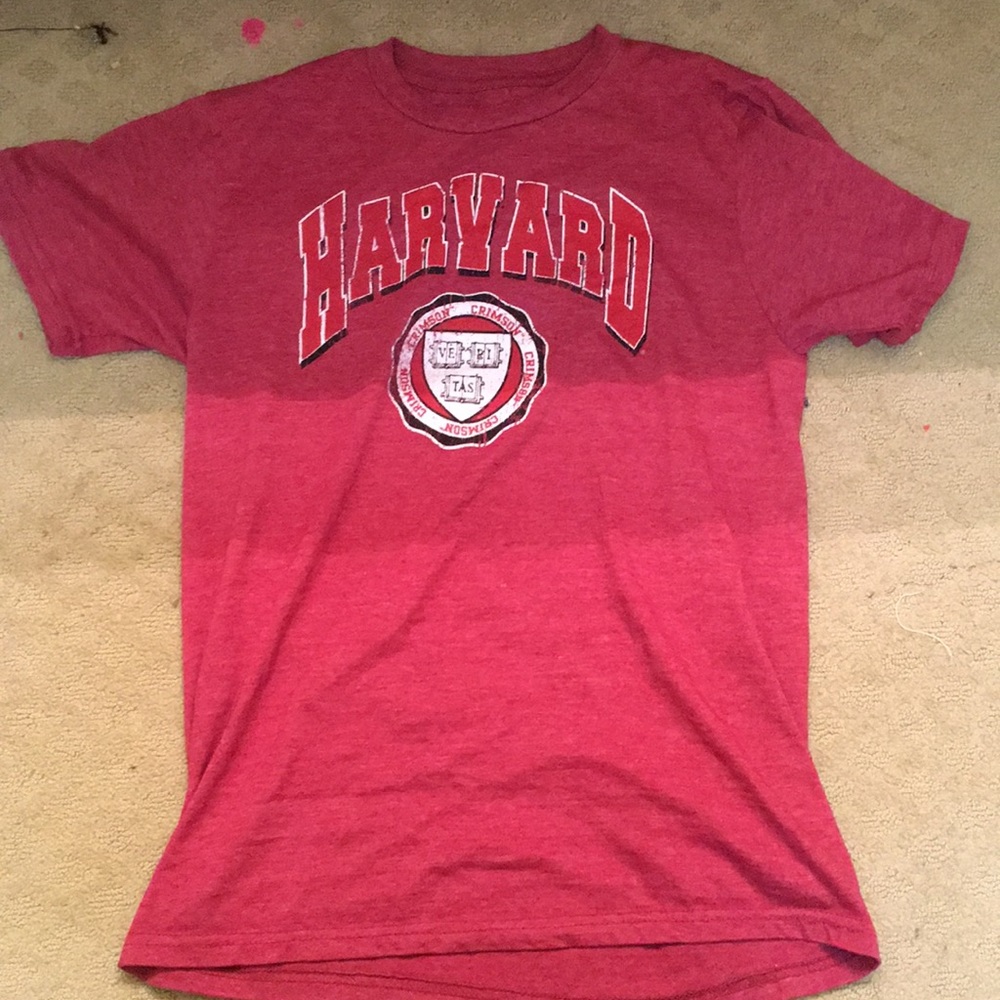Harvard t shirt